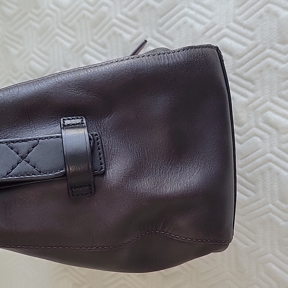 Tumi Leather Santa Monica Mabery Convertable Hobo Purse - Picture 13 of 13